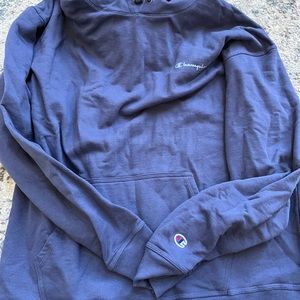 Champion sweatshirt barely worn
